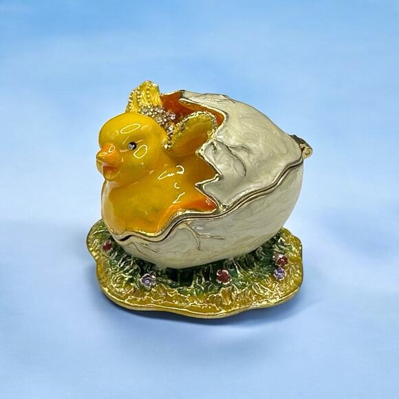 Vintage Enameled Chick in Egg Trinket Box w/ Crystals Gold Tone Metal 2" - Picture 1 of 10
